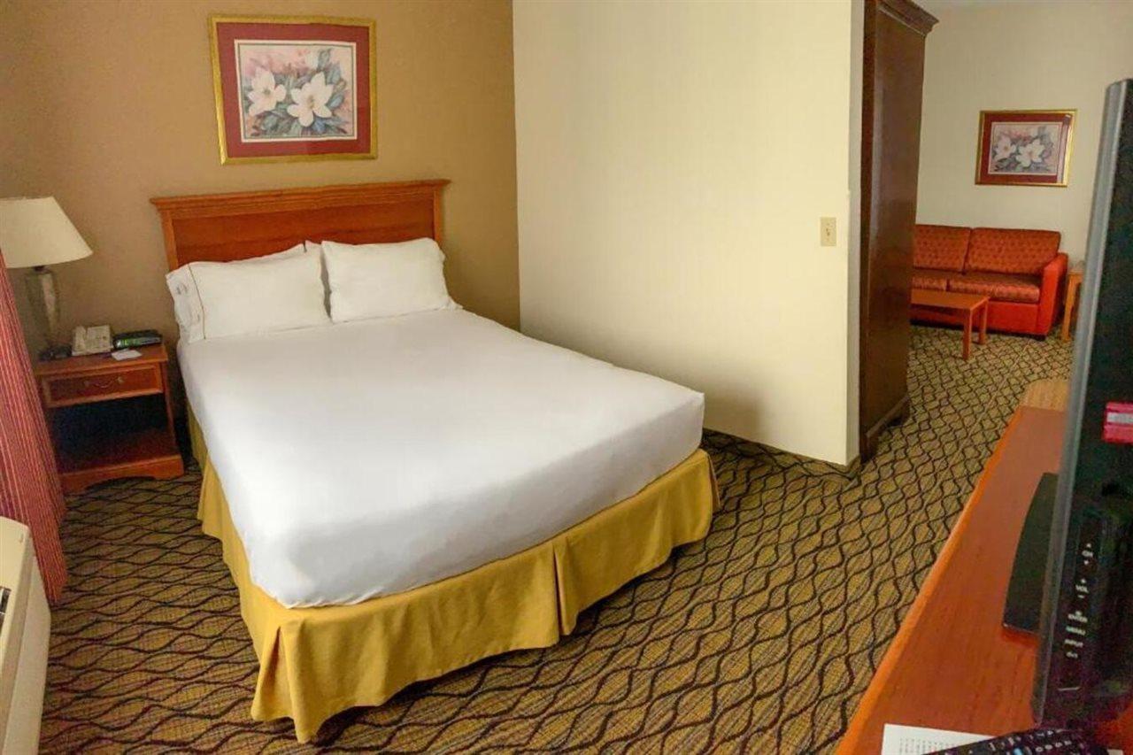 Baymont By Wyndham Chelsea Hotel Luaran gambar