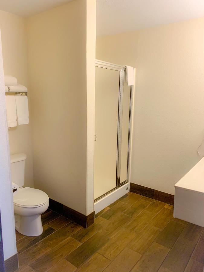 Baymont By Wyndham Chelsea Hotel Luaran gambar